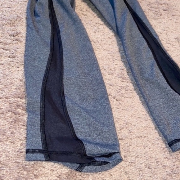 Lululemon - Picture 4 of 7